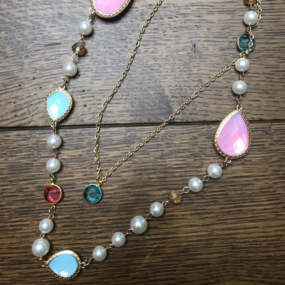 Pink & blue Plunder necklace & earring set